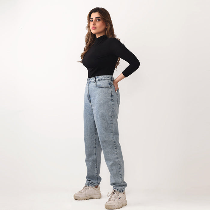 Ice Wash Mom Jeans
